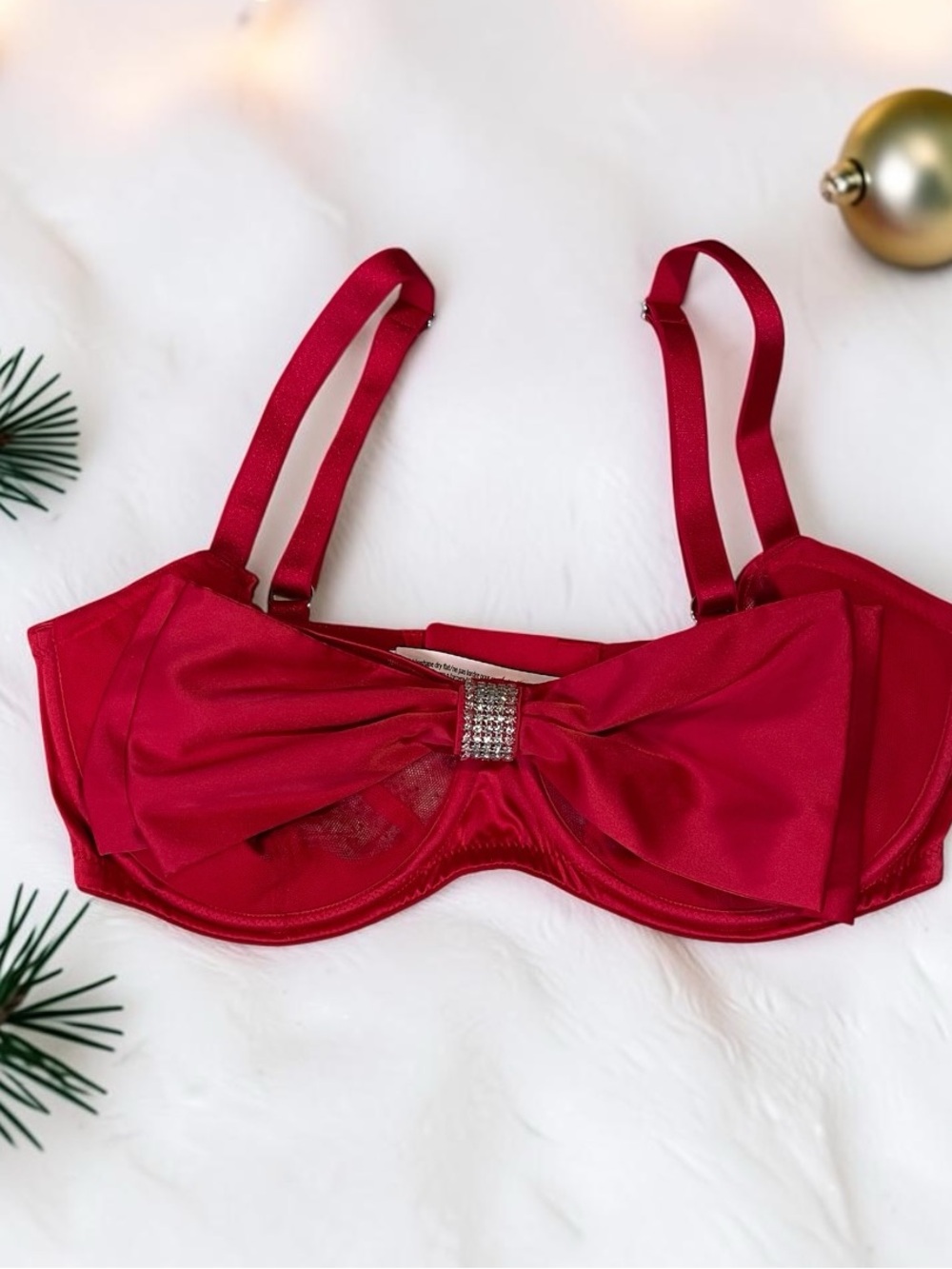Victoria's Secret Bra size 34DDD Red Dream Angels Satin Bow